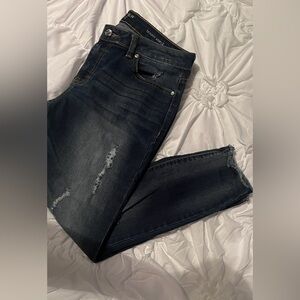 JLo women’s  Sz 10 skinny ankle jeans